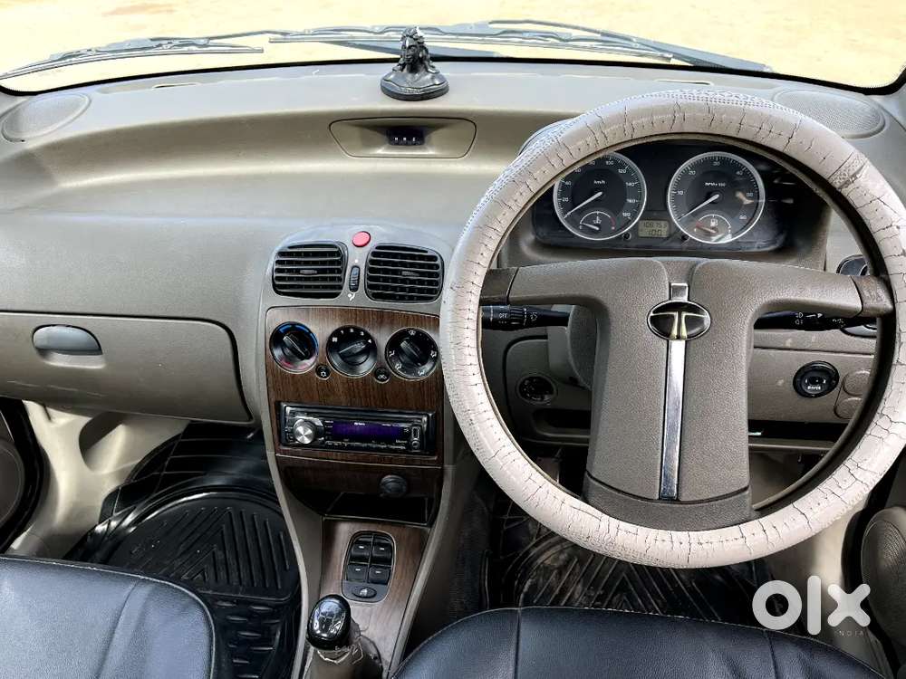 Tata Indigo V Series 2013