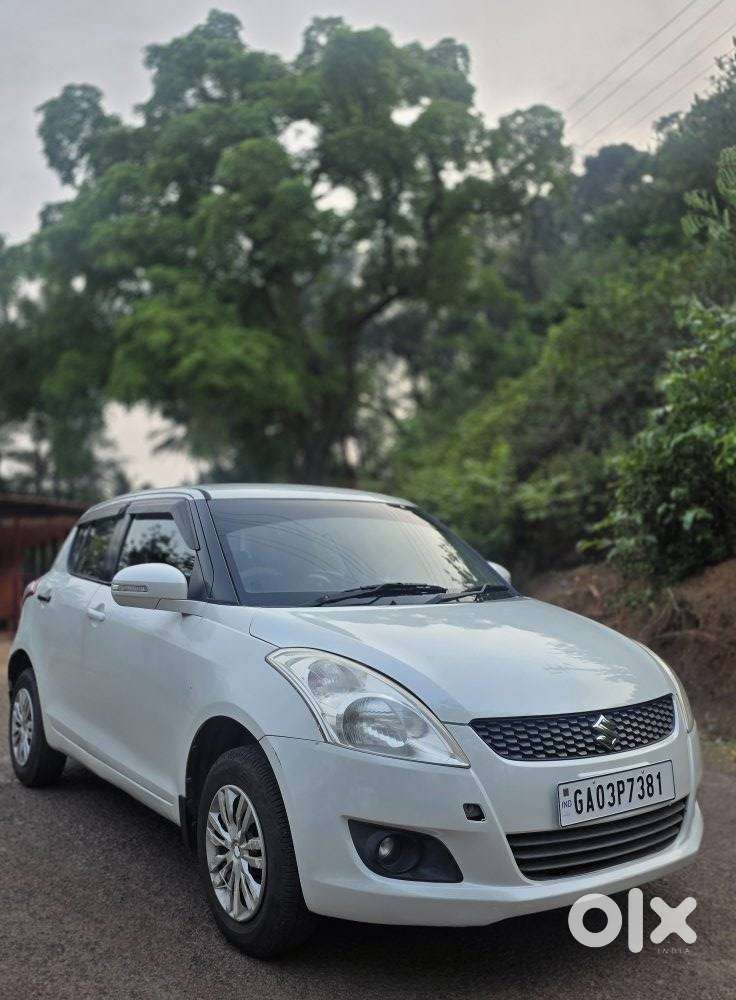 Maruti Suzuki Swift Vxi 1.2 Abs Bs-iv, 2014, Petrol