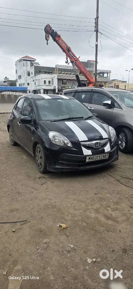Honda Brio 2012 Manual Variant