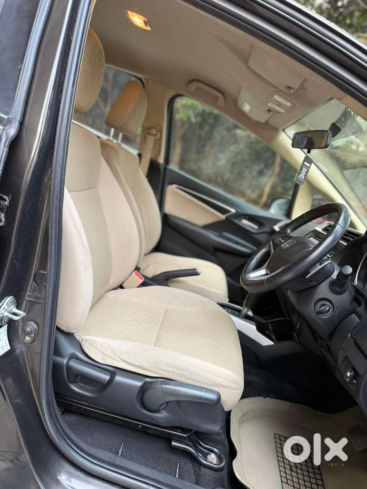 Honda Jazz V Automatic, 2017, Petrol