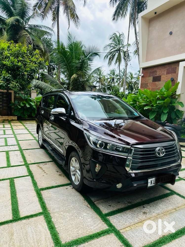 Toyota Innova Crysta 2.4 Z Manual 7 Seater