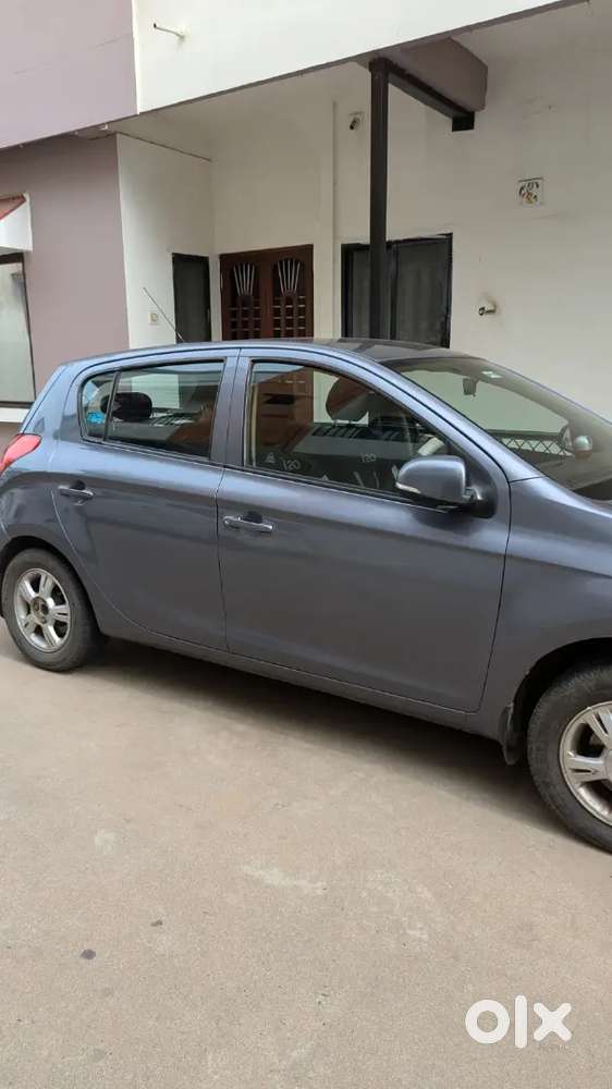 Hyundai I20 Asta 2011 Cng & Hybrids
