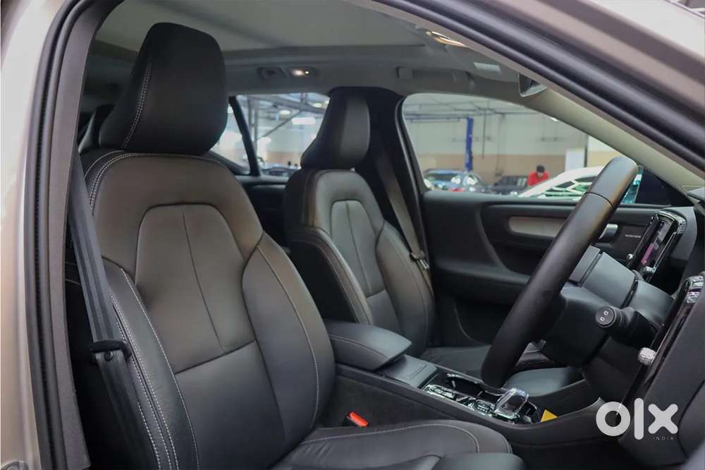 Volvo Xc40 B4 Ultimate, 2023, Petrol