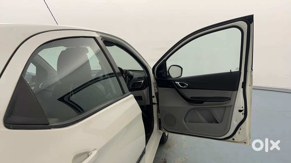 Tata Tiago Xz, 2020, Petrol