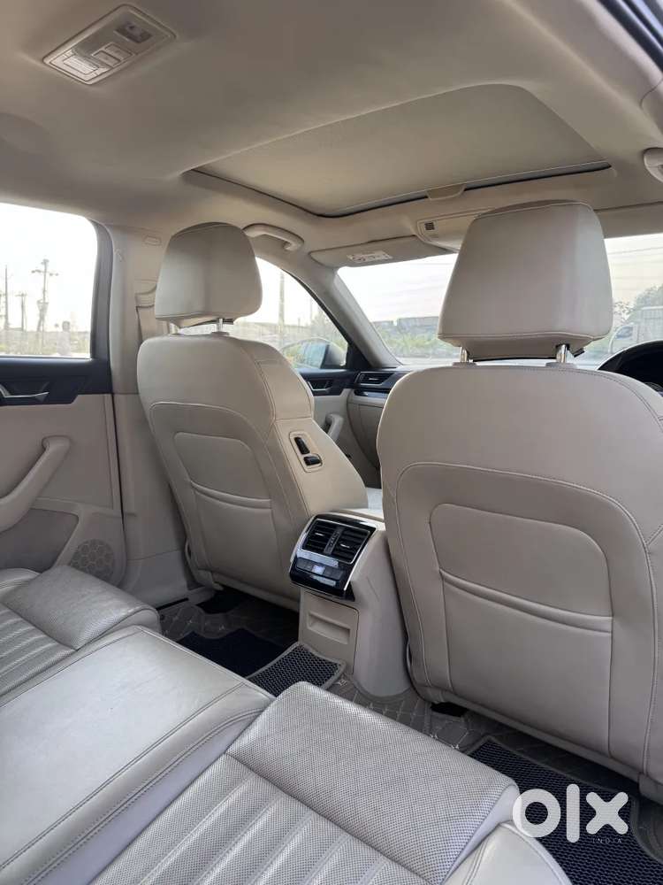 Skoda Superb Lk 2.0 Tdi At, 2019, Diesel