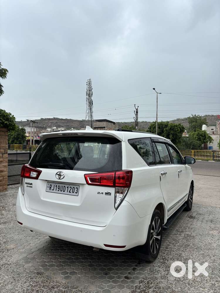 Toyota Innova Crysta Zx 2.4 Diesel 7 Seater, 2024, Diesel