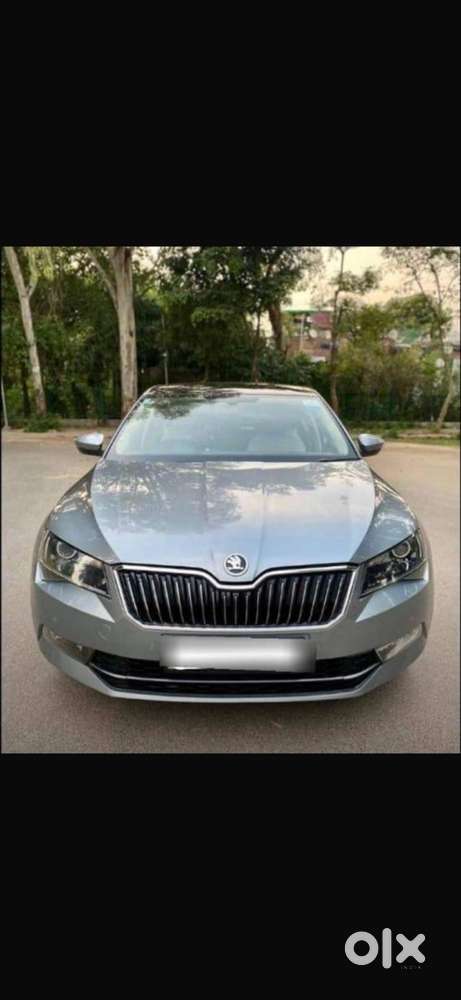 Skoda Superb Model 2017 Automatic Petrol