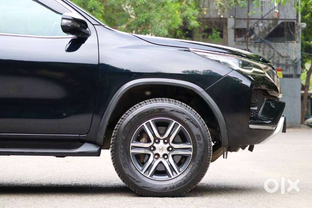 Toyota Fortuner 4x2 At 2.7 Petrol, 2022, Petrol