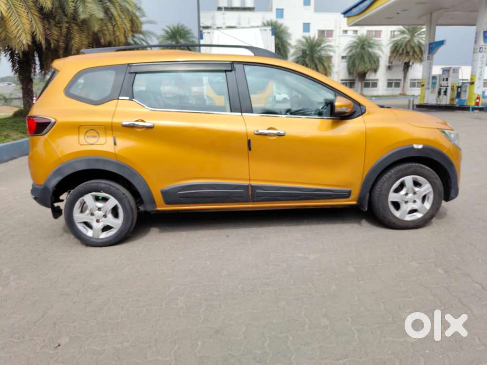 Renault Triber Rxz, 2019, Petrol