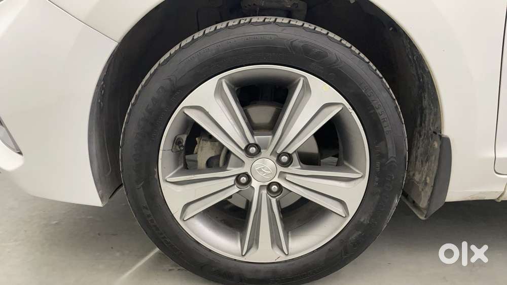 Hyundai Verna [2015-2017] Fluidic 4s 1.6 Crdi Sx (o) At, 2018, Petro..