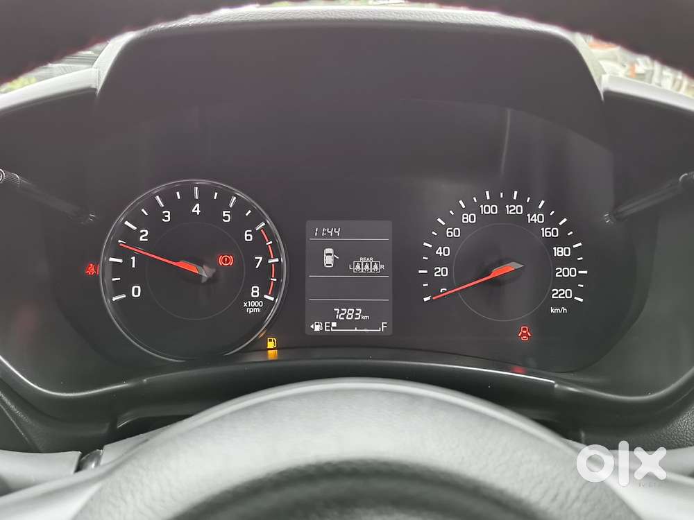 Maruti Suzuki Swift Vxi Optional, 2023, Petrol