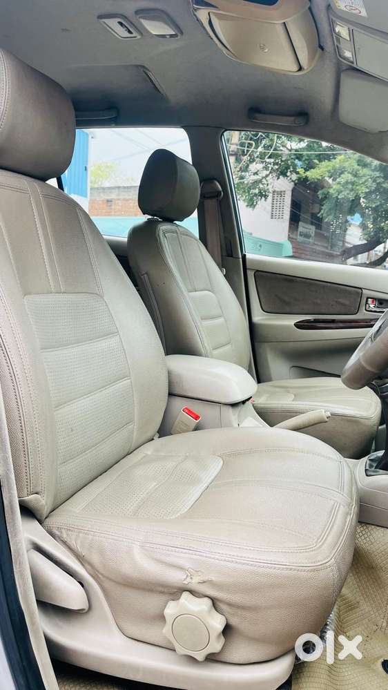 Toyota Innova 2.5 V 7 Str, 2013, Diesel