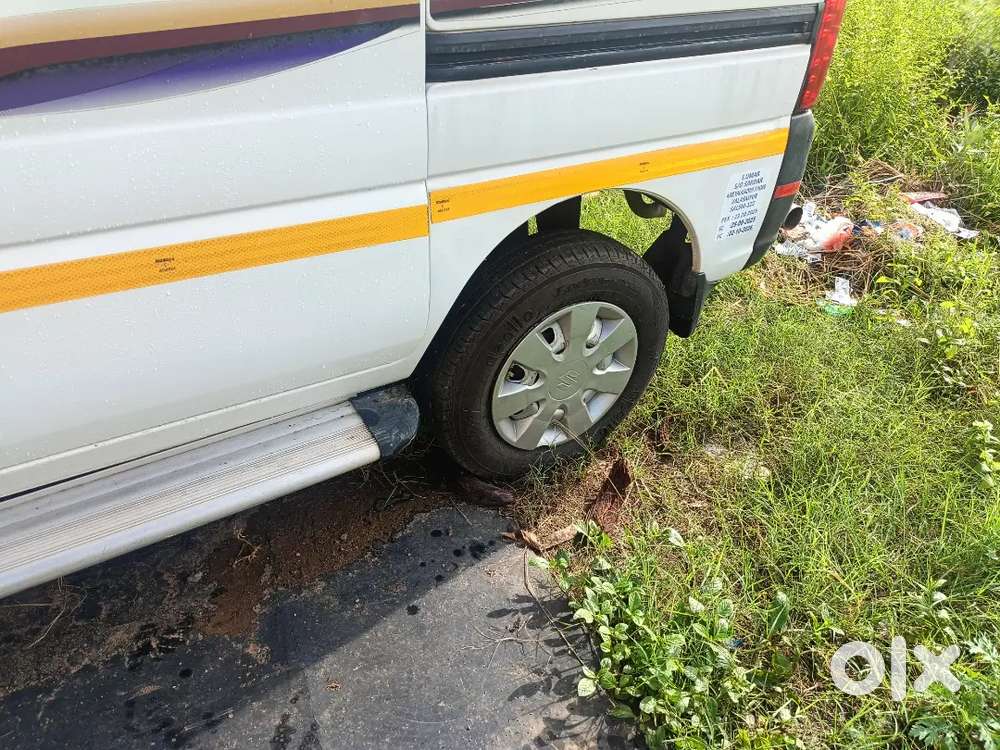 Maruti Suzuki Eeco 2020 Petrol 136272 Km Driven