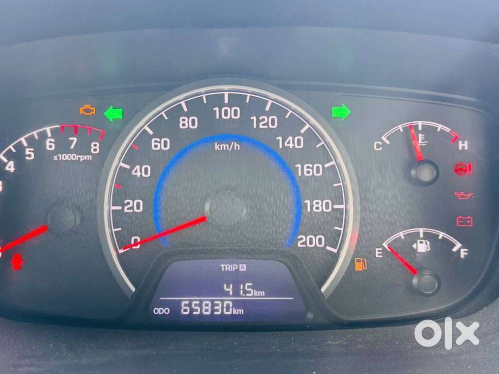 Hyundai Grand I10 Asta Option, 2017, Petrol