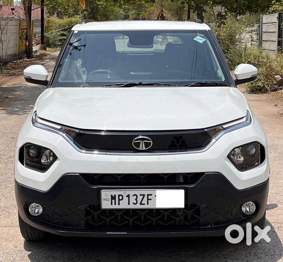 Tata Punch Accomplished Dazzle Mt Sunroof, 2023, Cng & Hybrids