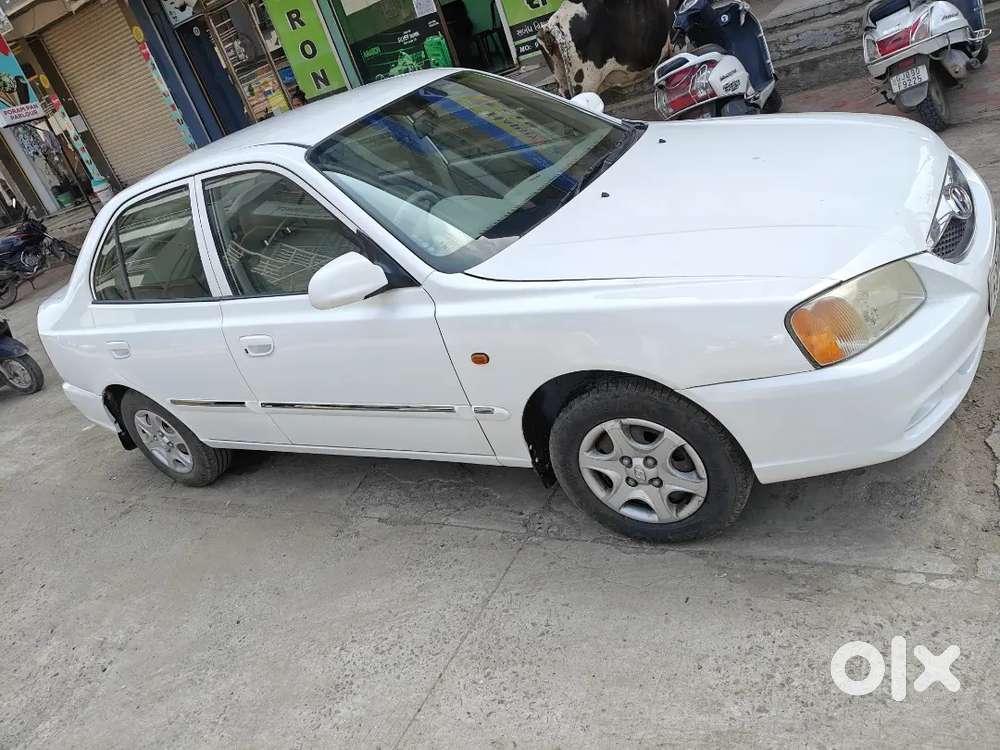 Hyundai Accent Hatchback Gl 2011