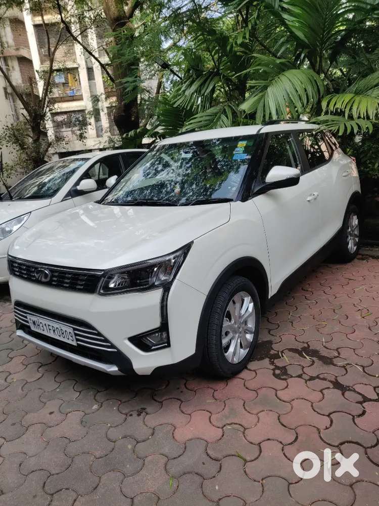 Mahindra Xuv300 W8 Petrol  2020  White  Well Maintained  Excellent