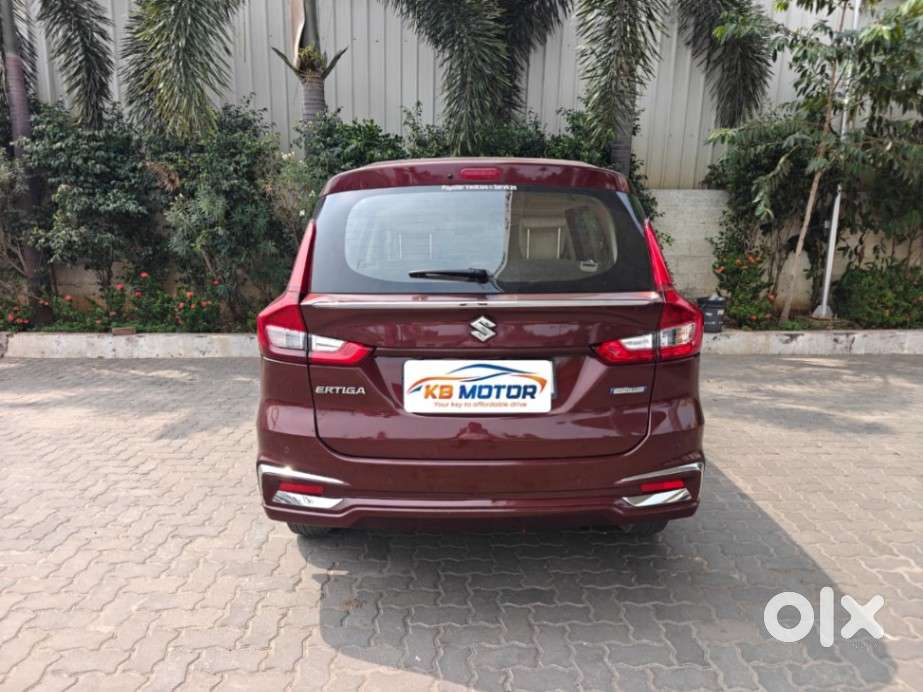 Maruti Suzuki Ertiga 1.5 Zxi Plus Shvs, 2022, Petrol