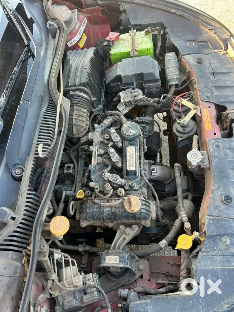 Tata Altroz Xe Petrol 2020