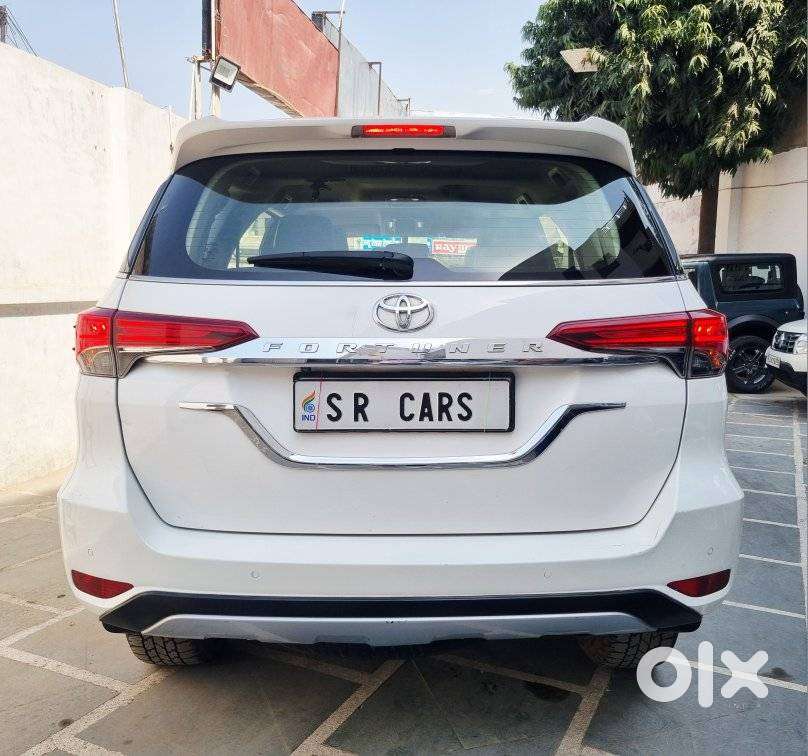 Toyota Fortuner 4x2 At 2.8 Diesel, 2021, Diesel