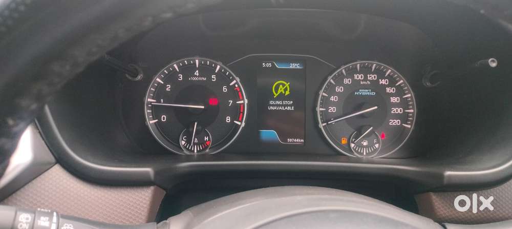 Maruti Suzuki Brezza 1.5 Zxi Smart Hybrid, 2022, Petrol