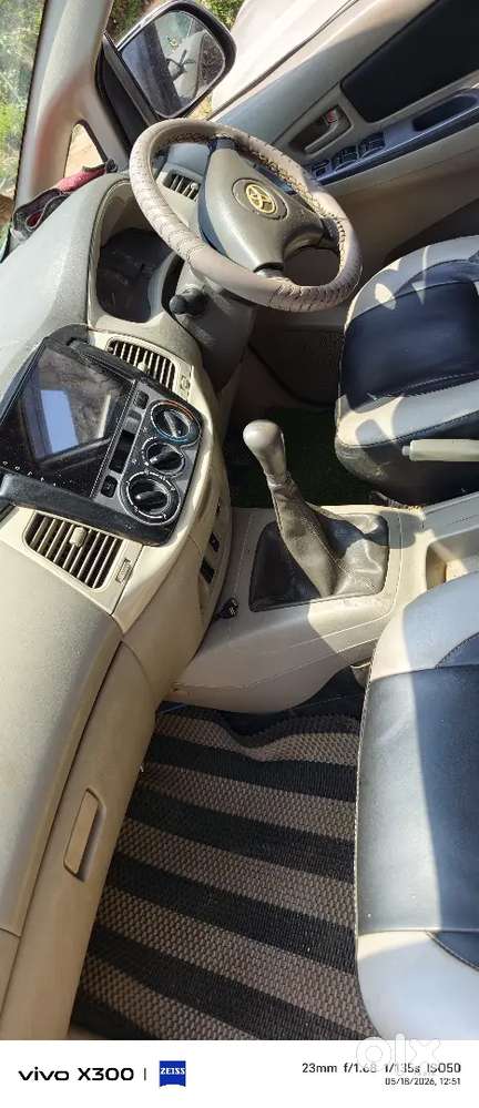 Toyota Innova Hycross 2010 Diesel