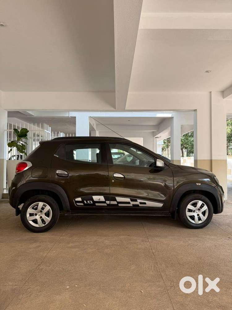 Lady Doctor Driven Kwid Automatic