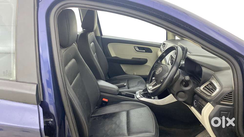 Tata Altroz 1.2 Xza Plus, 2022, Petrol