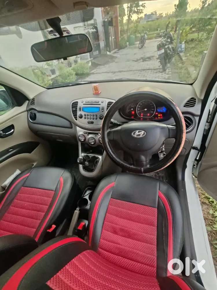 Hyundai I10 Sportz 2012