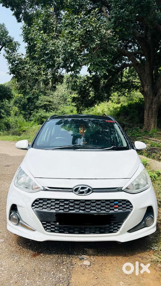 Hyundai Grand I10 2017 Petrol Well Maintained