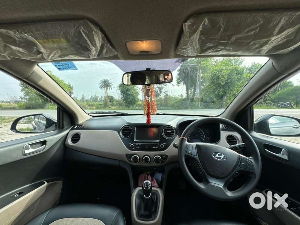 Hyundai Grandi10 Sports Petrol Bs6 Well Maintained.