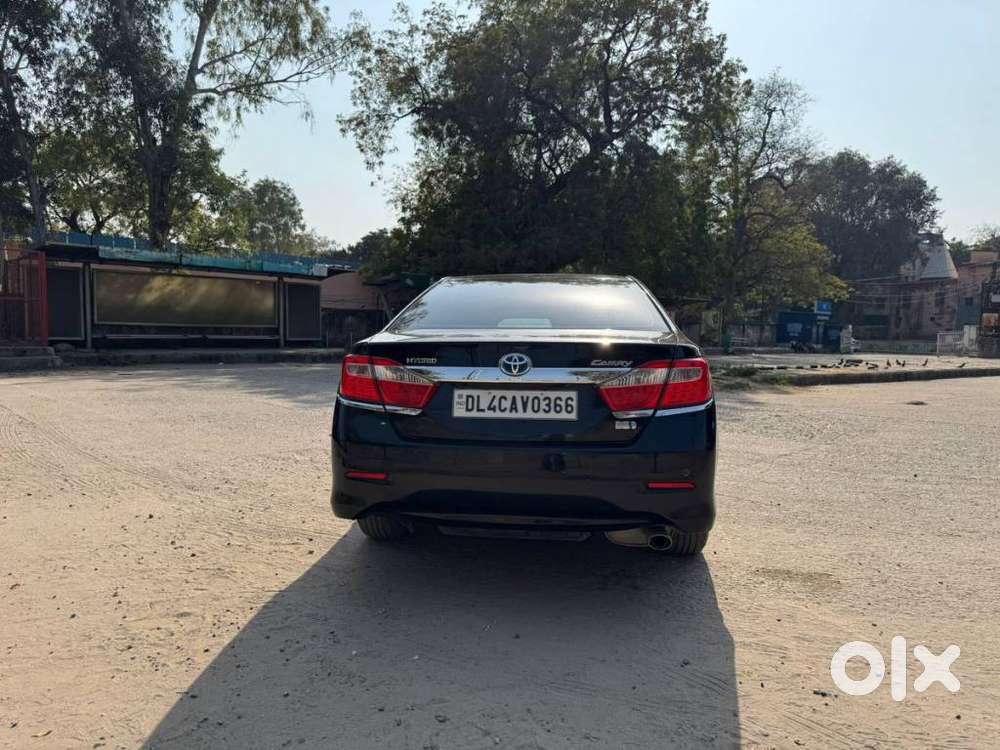 Toyota Camry Hybrid, 2014