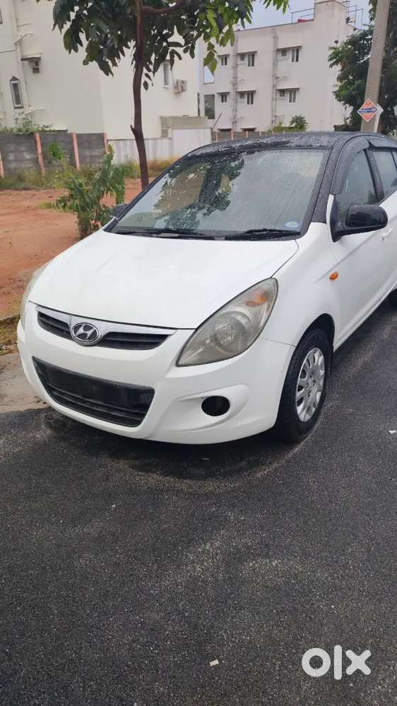 Hyundai i20 Spotz 2012 Petrol Manual