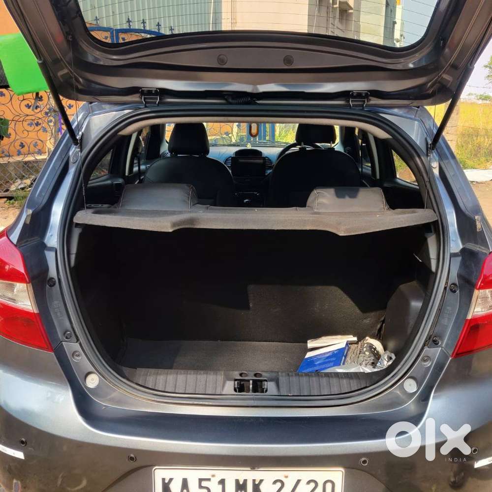 Ford Figo Titanium 1.2 Petrol Mt   2017