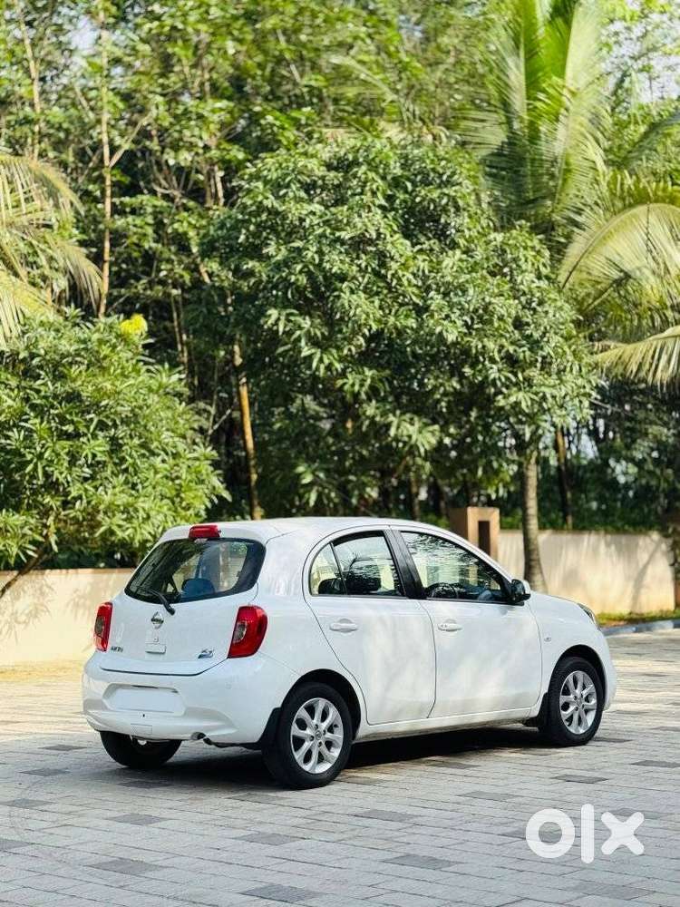 Nissan Micra Xv Cvt, 2017, Petrol