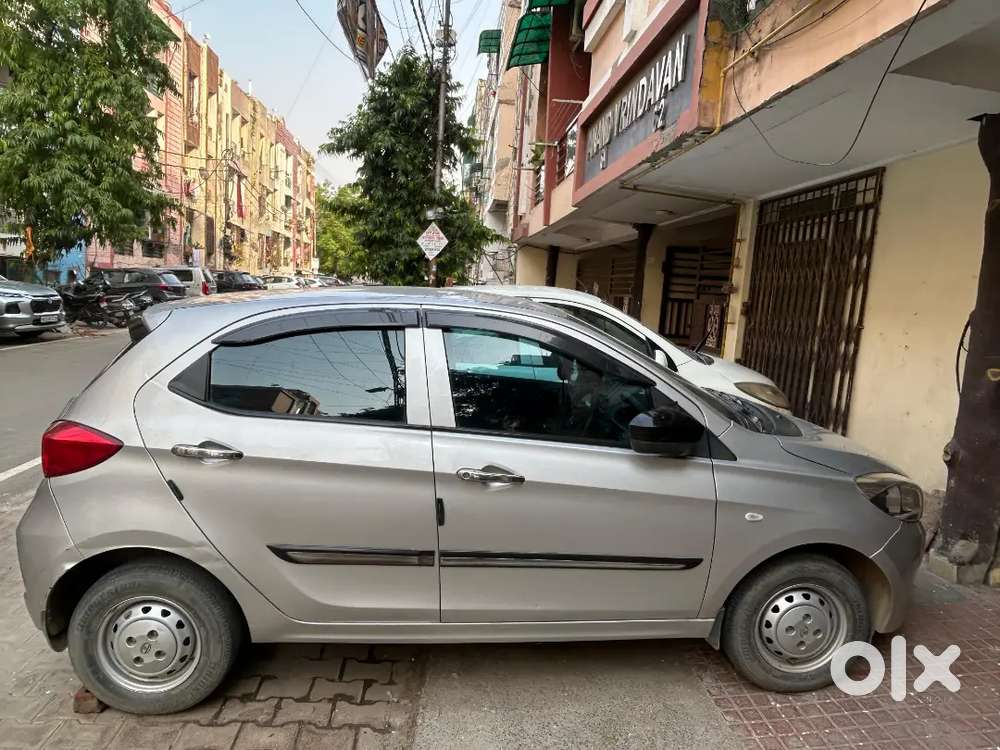 Without Any Single Dent New Car