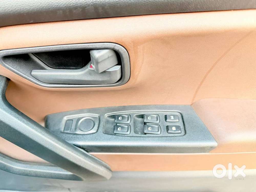 Mahindra Scorpio N Z2 Diesel Mt 7 Str (e), 2025