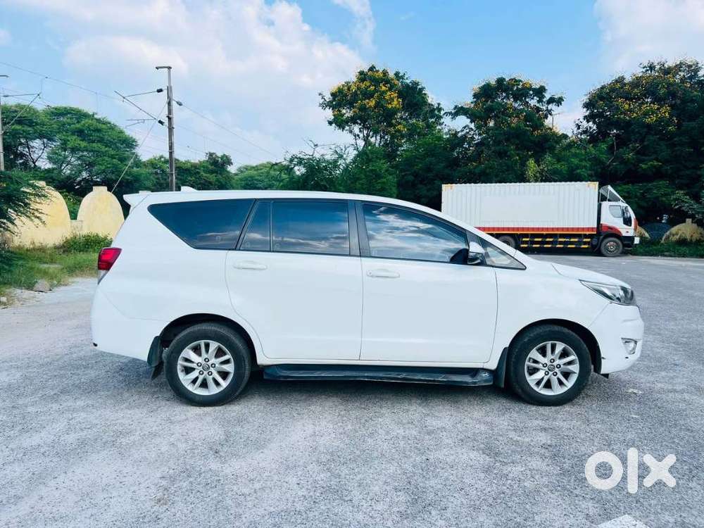 Toyota Innova Crysta 2.4 G Mt 7 Str, 2018, Diesel