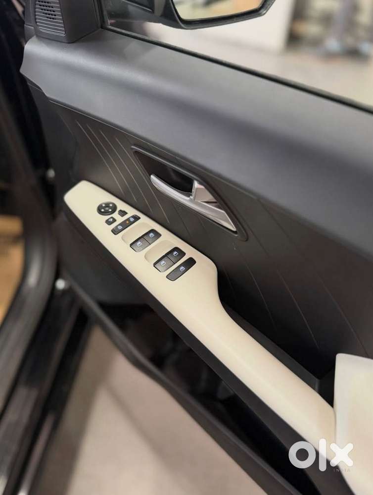 Hyundai Verna 1.5 Sx Vtvt Ivt, 2023, Petrol