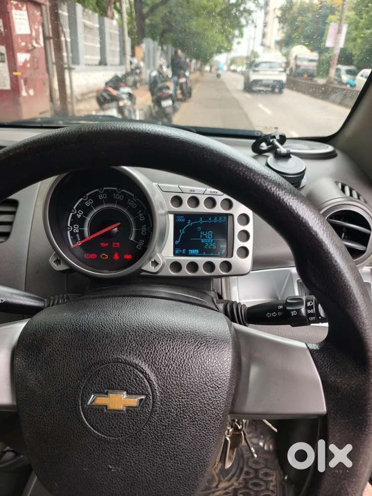 Chevrolet Beat 2015 Petrol