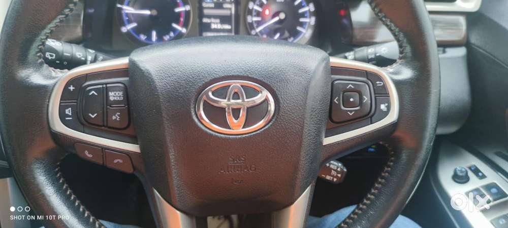 Toyota Innova Crysta 2.8z Automatic, 2017, Diesel