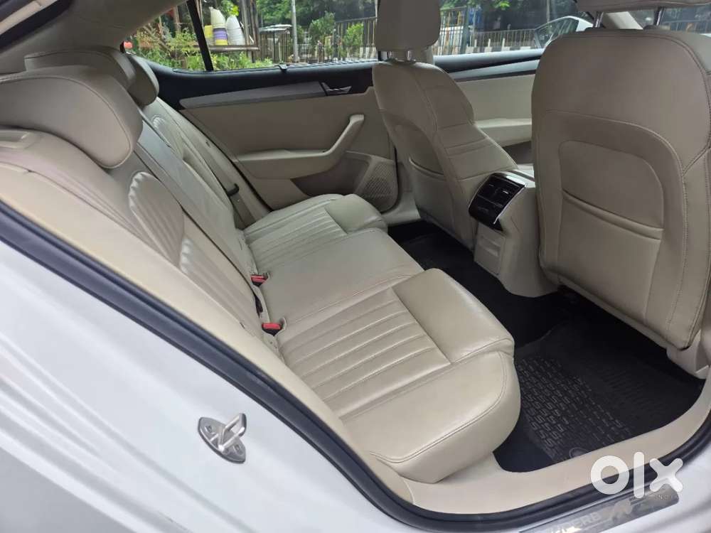 Skoda Superb [ ] 1.8 Style Tsi At, 2016, Petrol