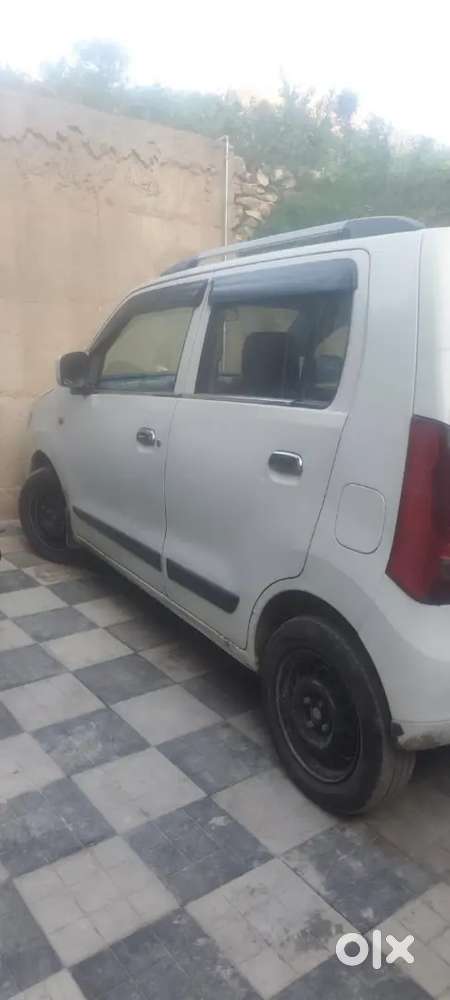 Maruti Suzuki Wagon R Vxi 2017 Petrol Manual Top Model