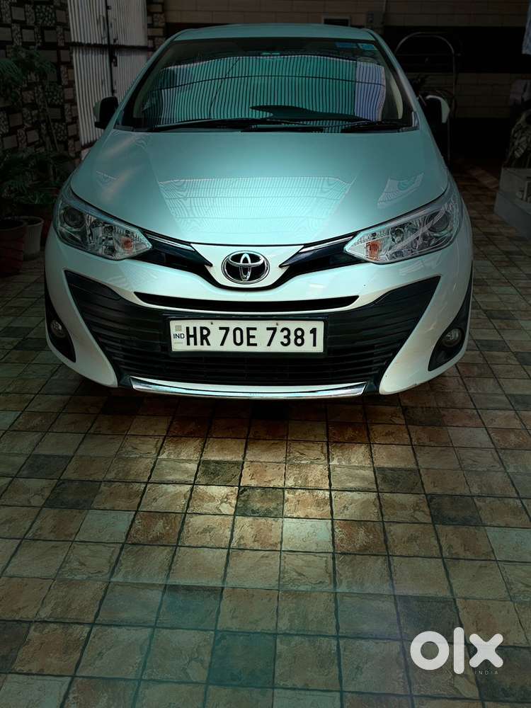 Toyota Yaris Petrol Manual 2021