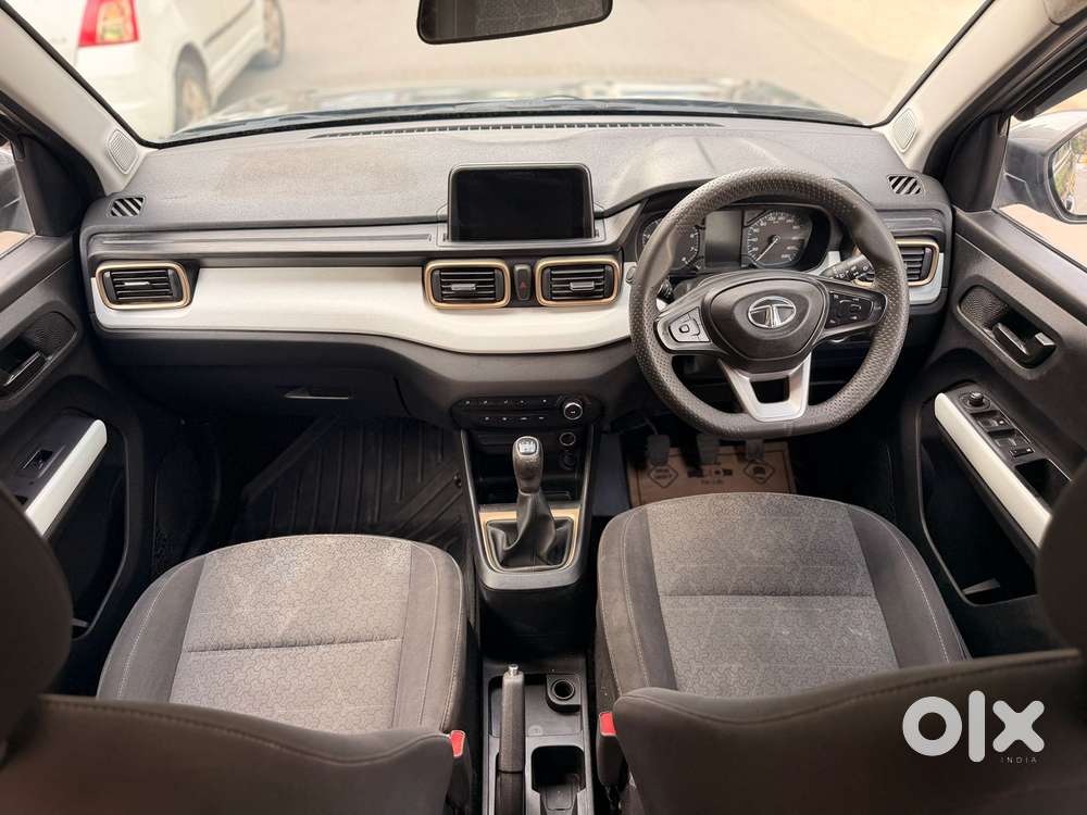 Tata Punch Pure, 2022, Petrol