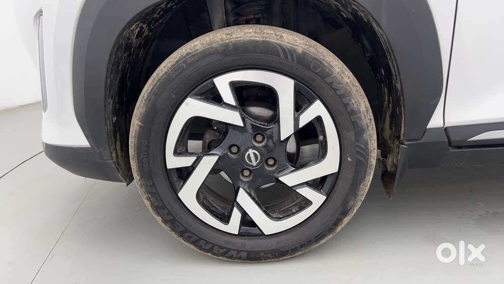 Nissan Magnite 1.0 Xv Turbo Cvt, 2022, Petrol