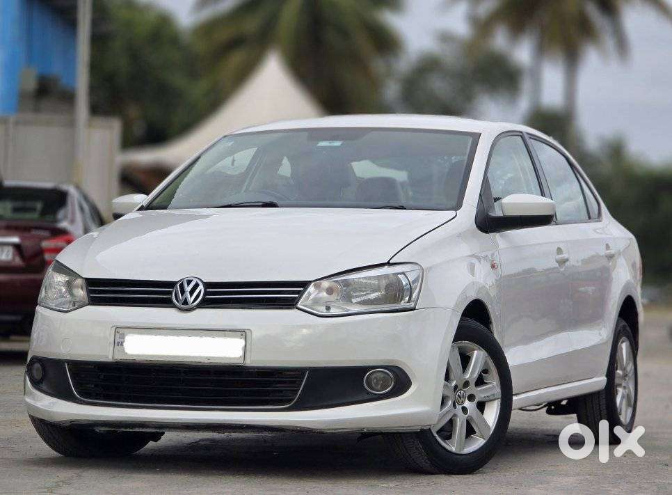 Volkswagen Vento Petrol Highline, 2011, Petrol