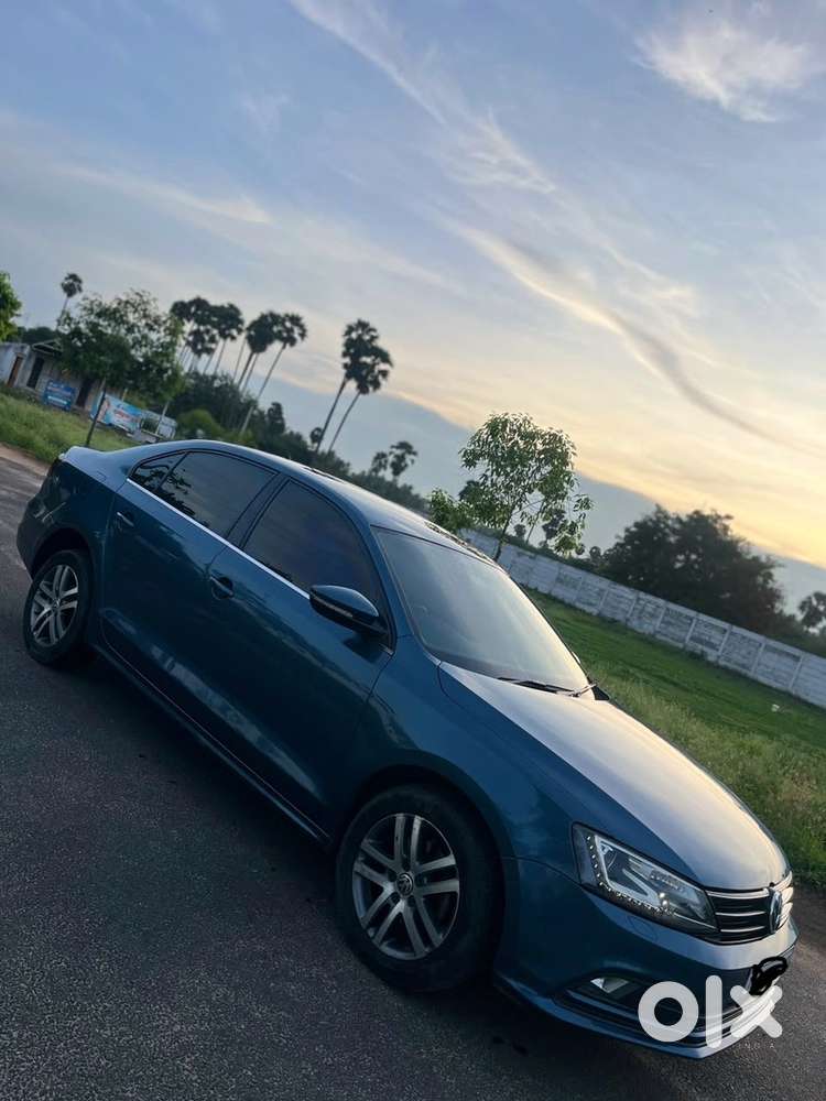 Volkswagen Jetta 2.0 Tdi Highline At ; 2015 | Diesel | Automatic