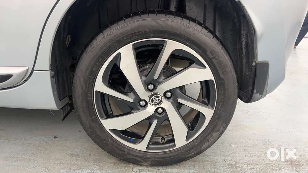 Toyota Glanza 1.2 G Amt, 2023, Petrol