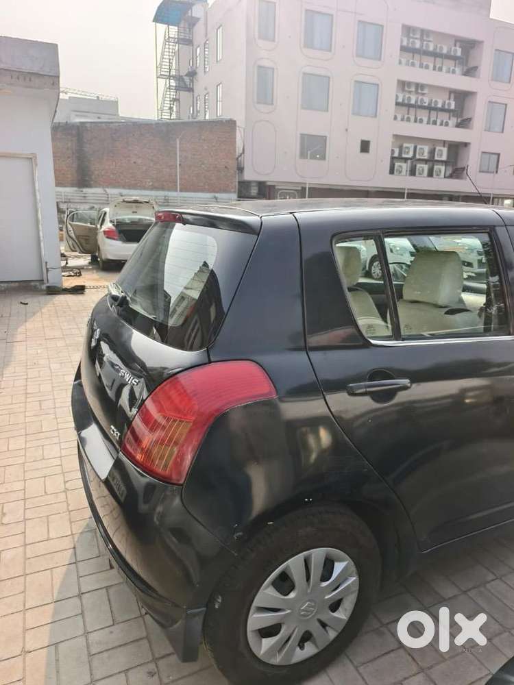 Maruti Suzuki Swift 2006 Petrol Well Maintained
